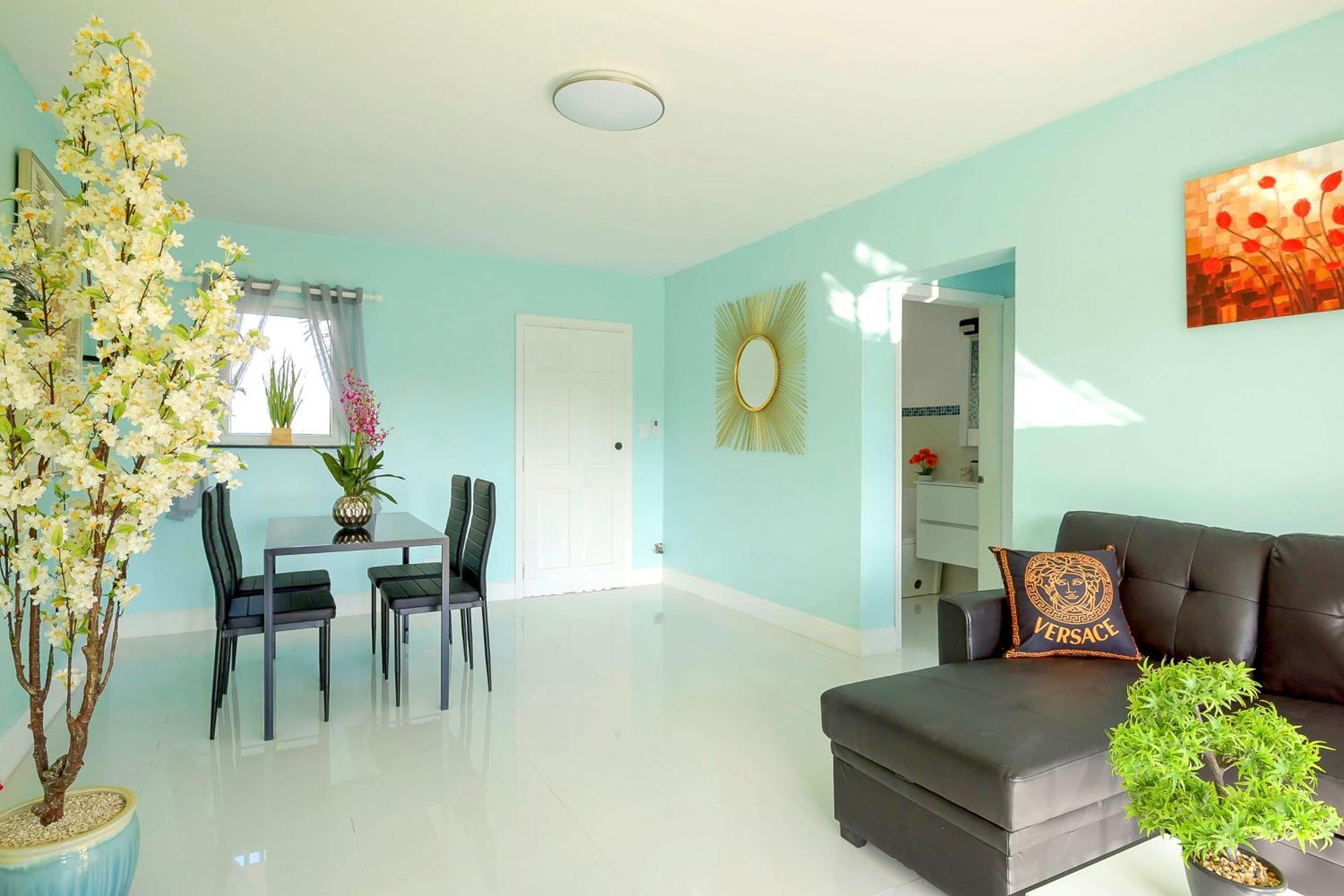 Lovely Apartment Near Beach, Downtown, 24H Security, Pool Nassau Kültér fotó