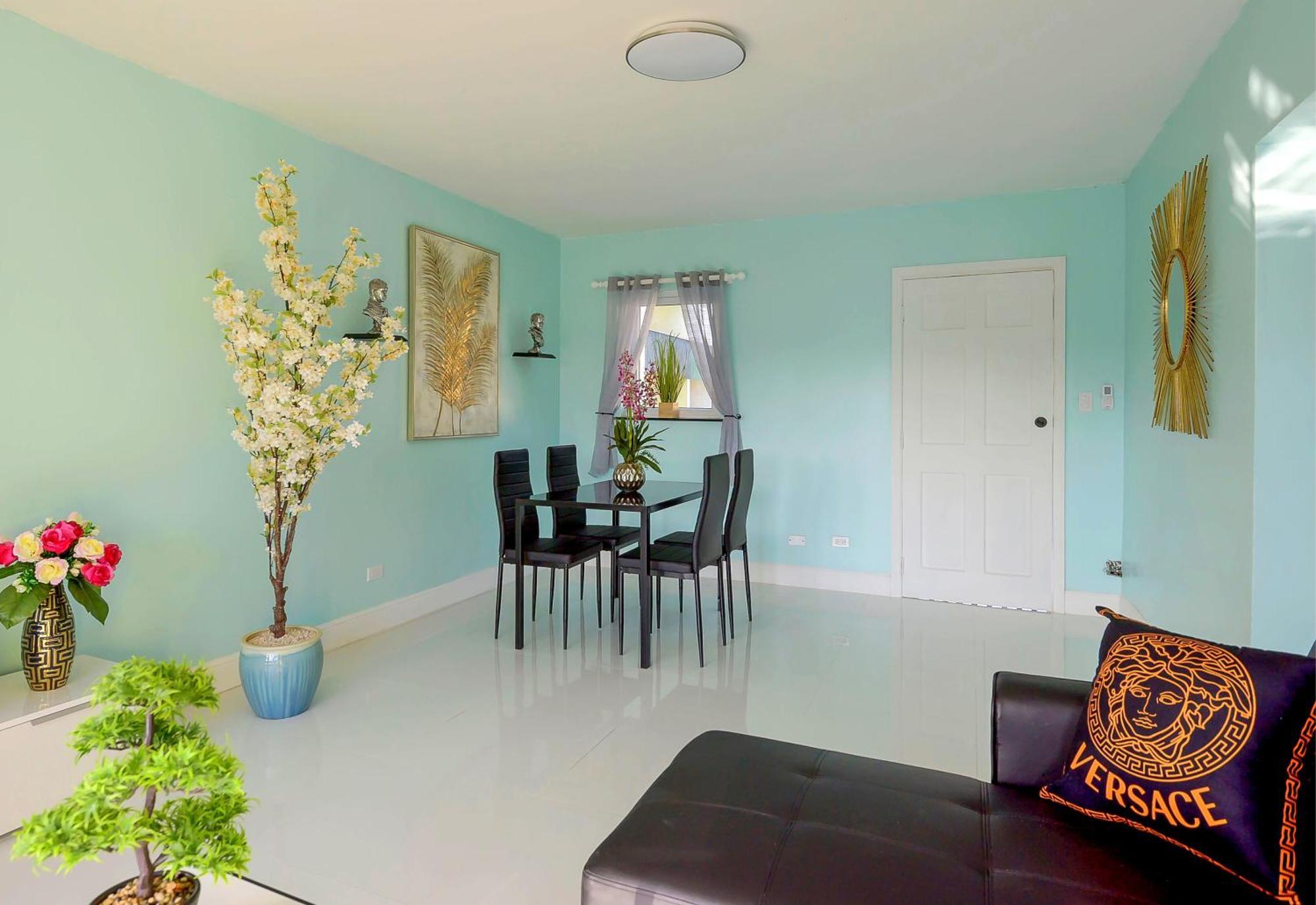 Lovely Apartment Near Beach, Downtown, 24H Security, Pool Nassau Kültér fotó