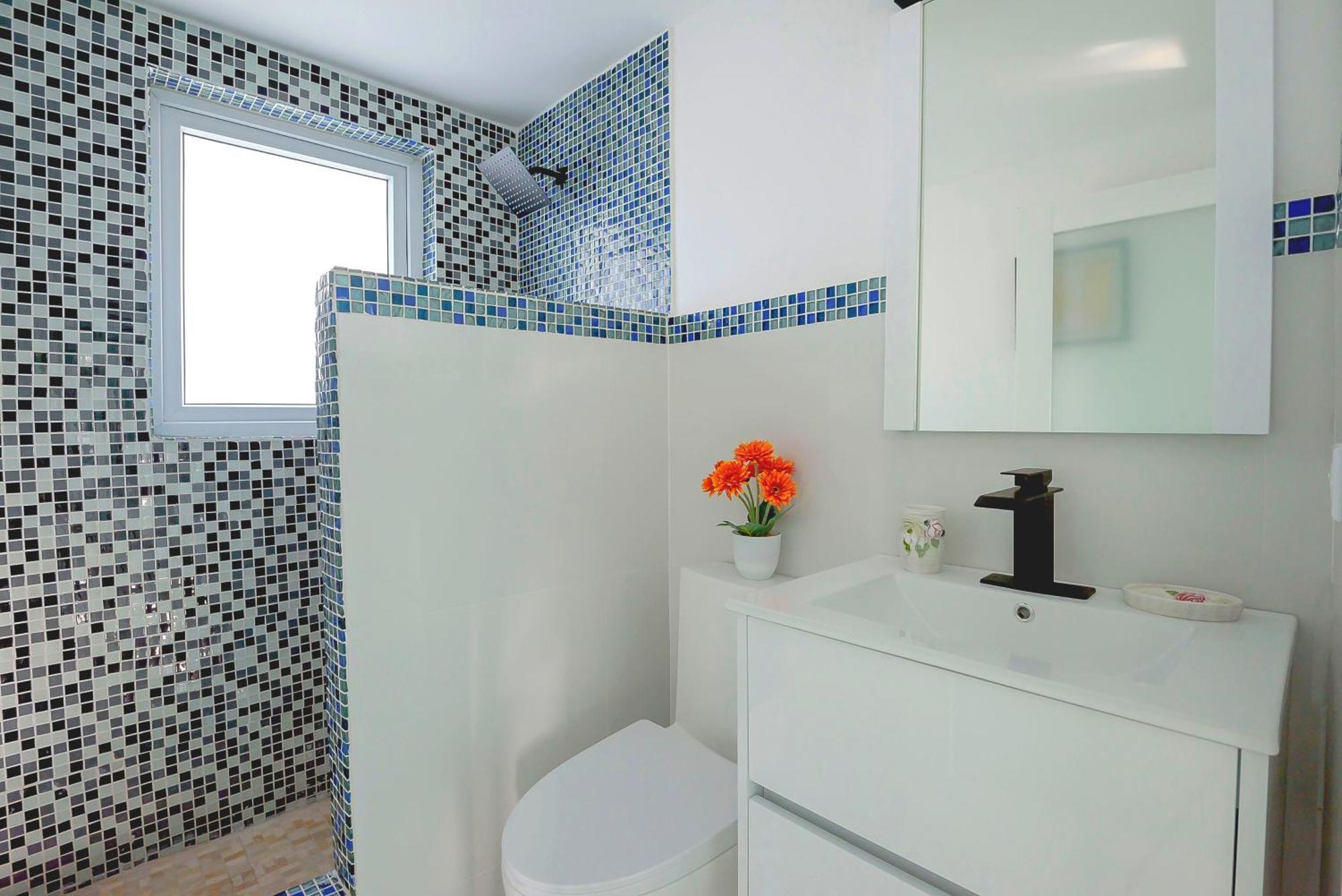 Lovely Apartment Near Beach, Downtown, 24H Security, Pool Nassau Kültér fotó